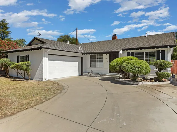 6 W Norwich Dr, Stockton, CA 95207