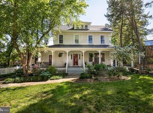 5260 25th Rd N, Arlington, VA 22207