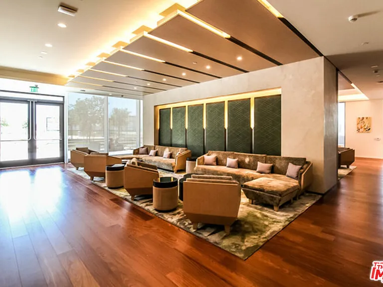 889 Francisco St #905 — Photo 12