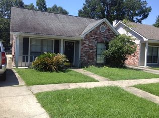 15122 Mary Elizabeth Dr, Baton Rouge, LA 70816
