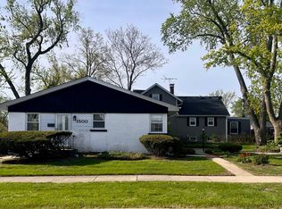 1500 N Hillside Ave, Berkeley, IL