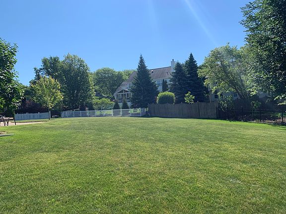 5th image of 319 Kildere Ct