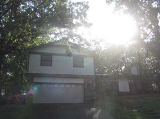 1807 Shumate Dr, Little Rock, AR 72212