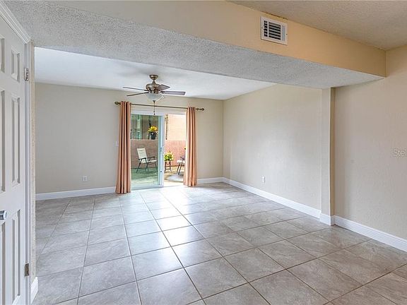 3rd image of 127 114th Ave N #127
