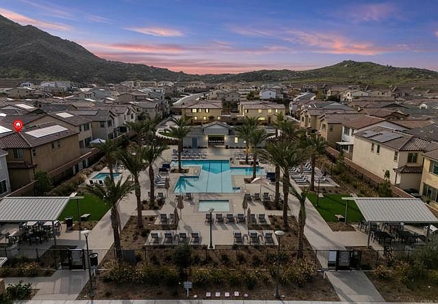 1st image of 31589 Wieck Rd