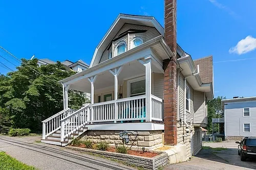 127 High St #3 Photo 1