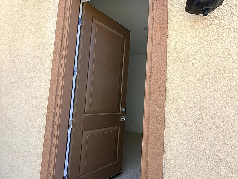 Corte Trono — Photo 1