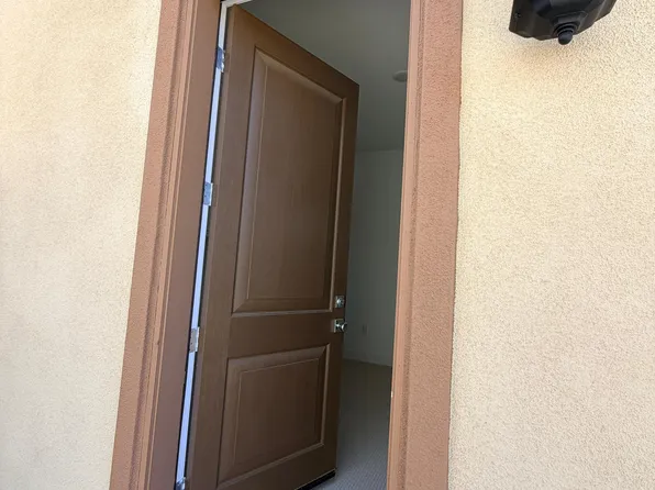 (undisclosed Address), Santa Clarita, CA 91354