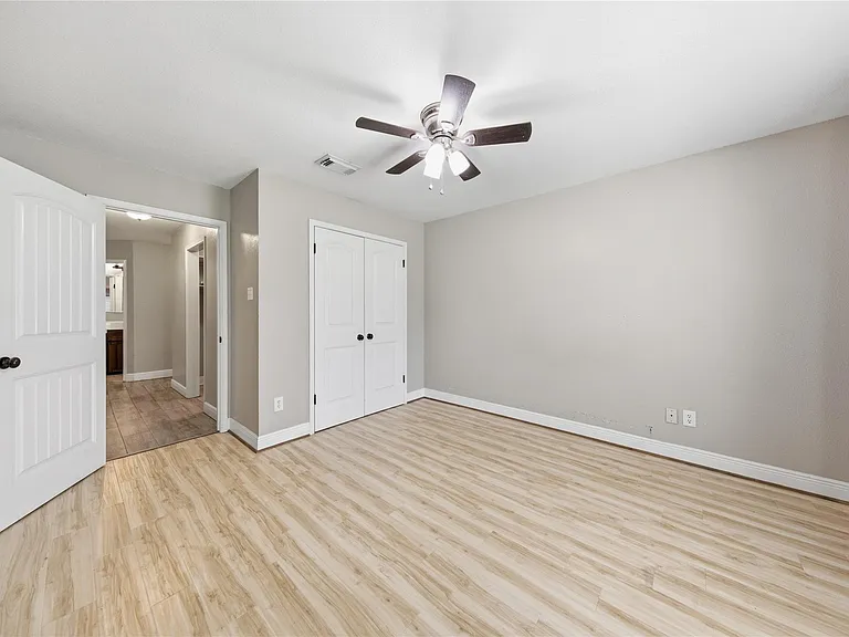 13506 Spring Ct — Photo 24