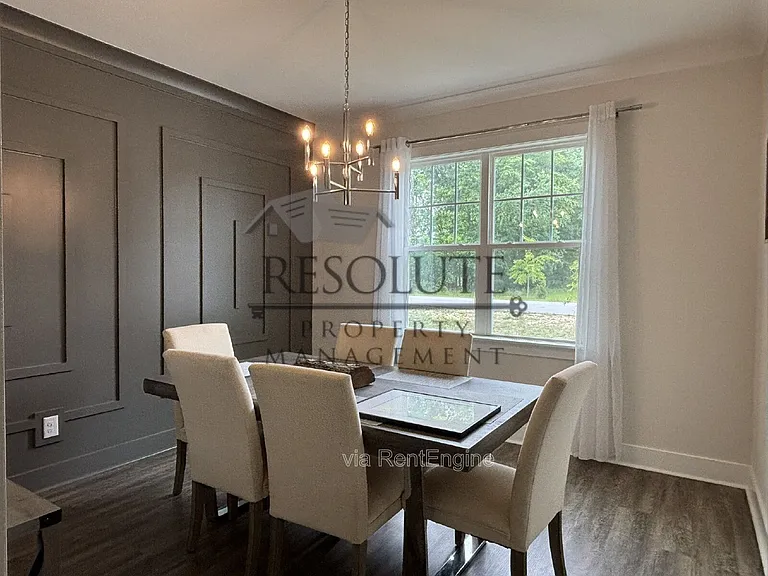 30 Satinwing Ct — Photo 4