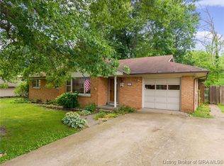 207 McConnell Dr, New Albany, IN 47150