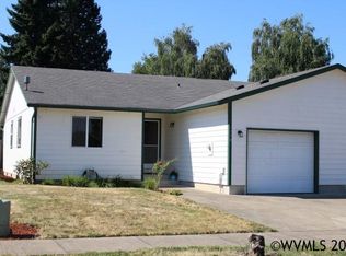 1250 W Vine St, Lebanon, OR 97355