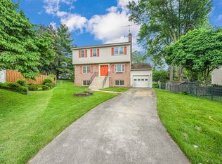 7863 Thor Dr, Annandale, VA 22003