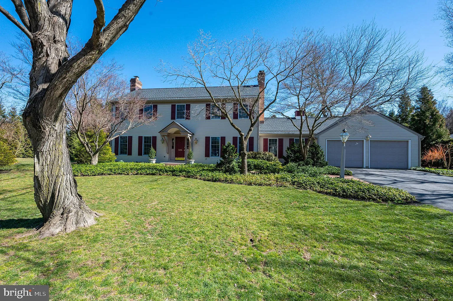 520 Lauers Ln photo 1