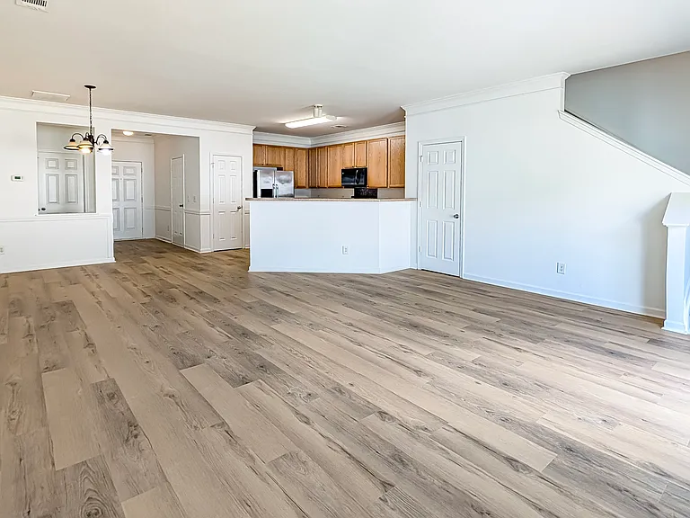 3433 Dianthus Ln — Photo 14