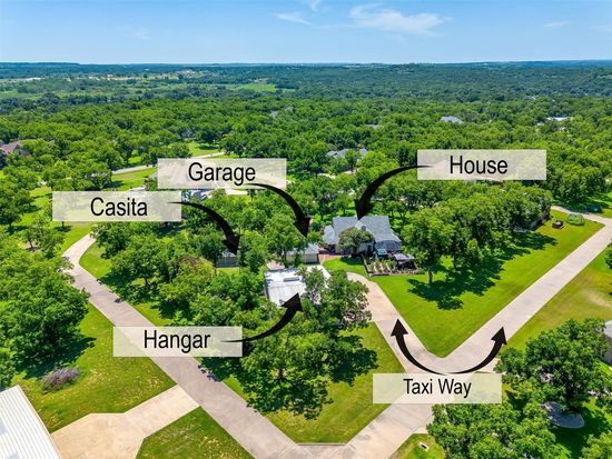 6405 Secretariat Ct, Granbury, TX 76049