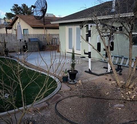 2nd image of 1000 Rock Springs Dr