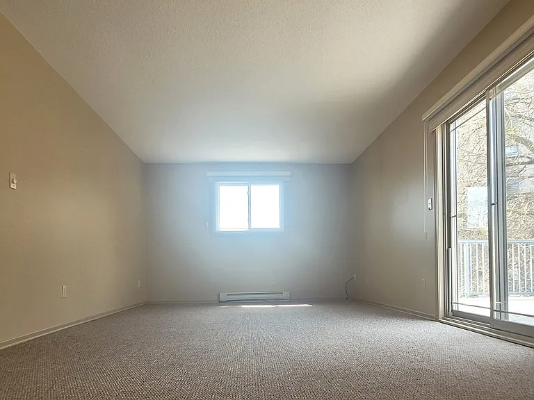 325 Fairview Dr #3 — Photo 15