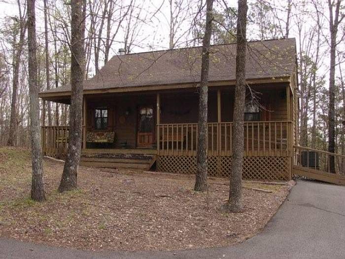 1st image of 85 Donna Ln