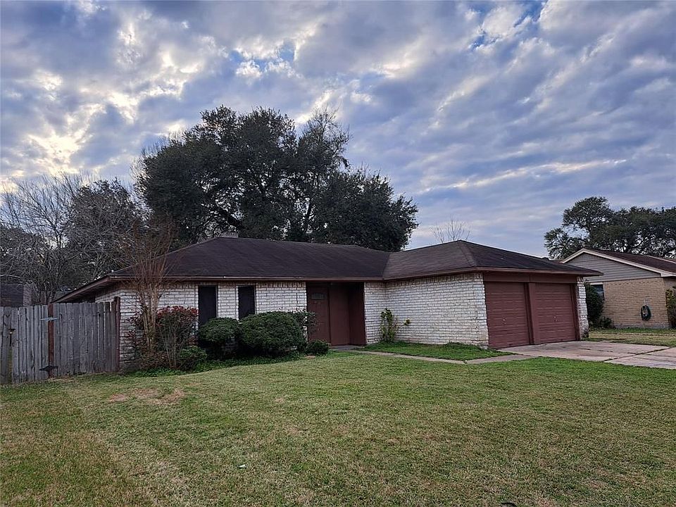 1st image of 1718 Bent Oak Dr