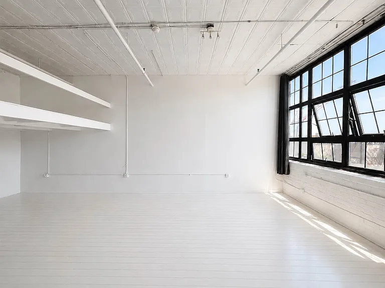 248 McKibbin St #4R — Photo 8