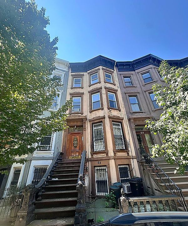 1st image of 46 Saint Johns Pl