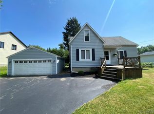 511 Rowley Rd, Depew, NY 14043