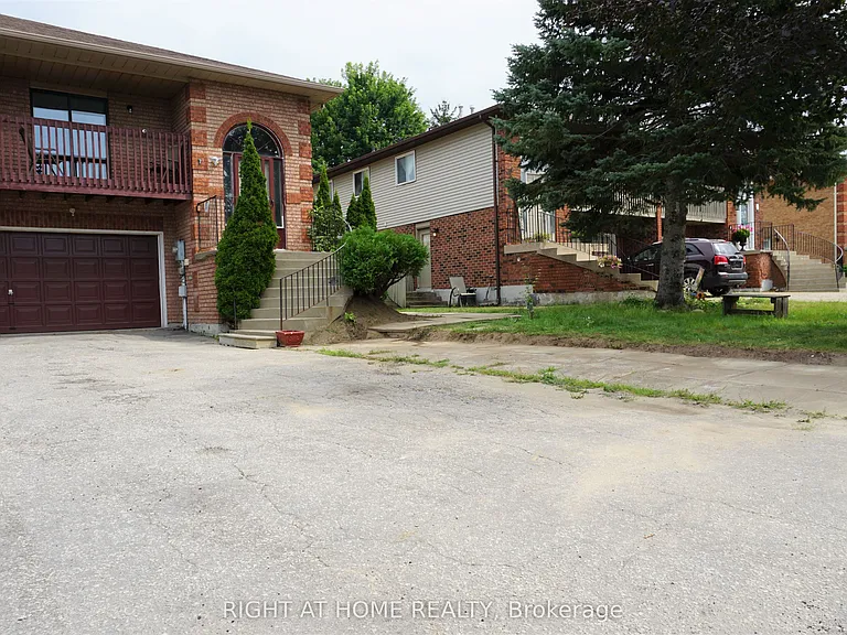 7 Porritt St #A — Photo 26