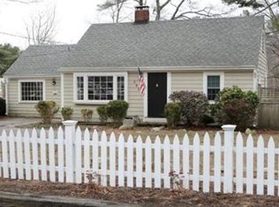 385 Plain St, Marshfield, MA 02050