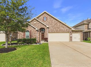 401 W Bend Dr, League City, TX 77573