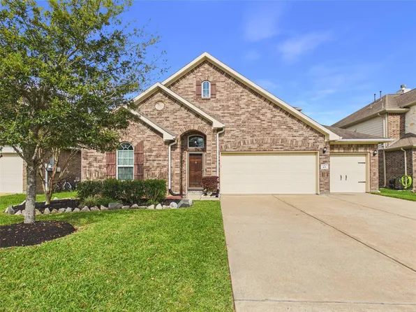 401 W Bend Dr, League City, TX 77573