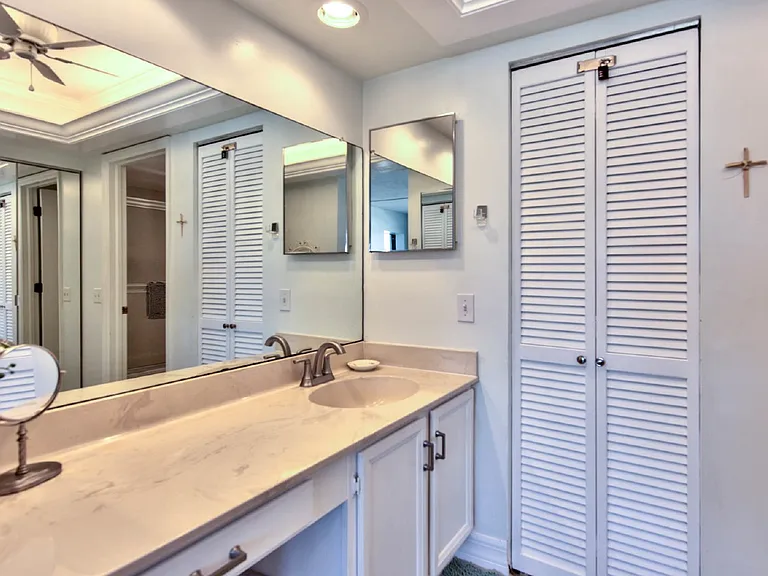 7500 Estero Blvd #202 — Photo 21