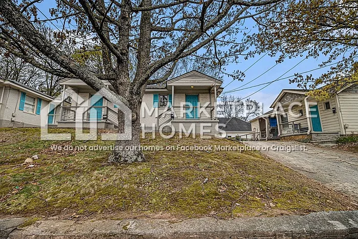 1 bed, 1.0 bath, 725 sqft, $1,370 — Photo 2