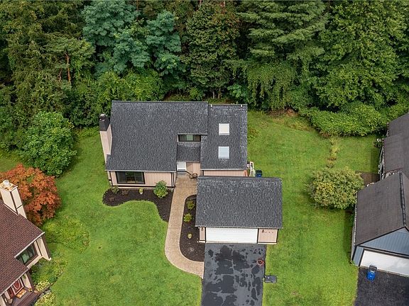 5th image of 290 Little Robin Rd