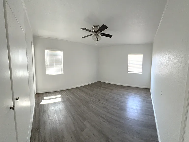 2158 W 1st Ave — Photo 6