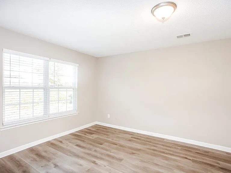 9705 Avensong Crossing Dr — Photo 12