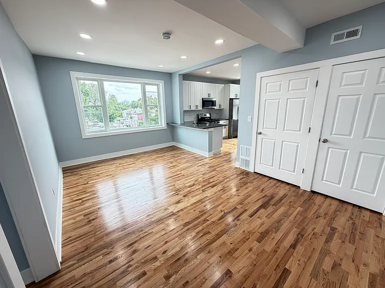 612 N Ridgeway Ave #3 — Photo 8