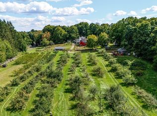 37 Cottage St, Belchertown, MA 01007