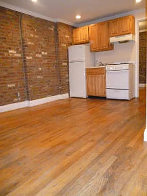 Rented by Magnum Realty Holdings, LLC | media 8