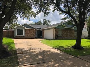 3711 Royal Manor Dr, Houston, TX 77082