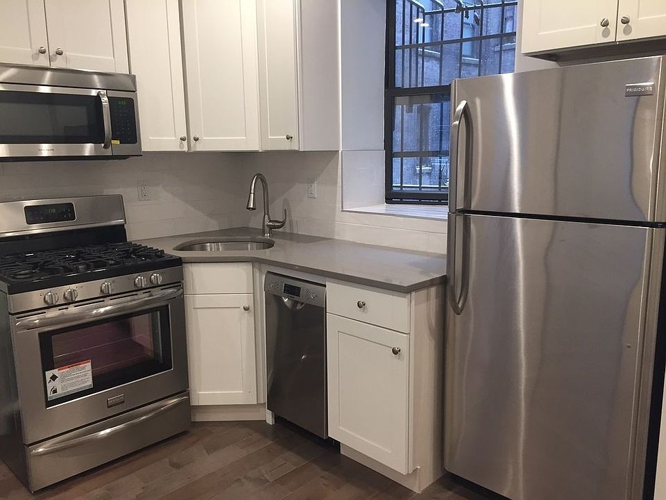1st image of 215 W 108th St APT 3