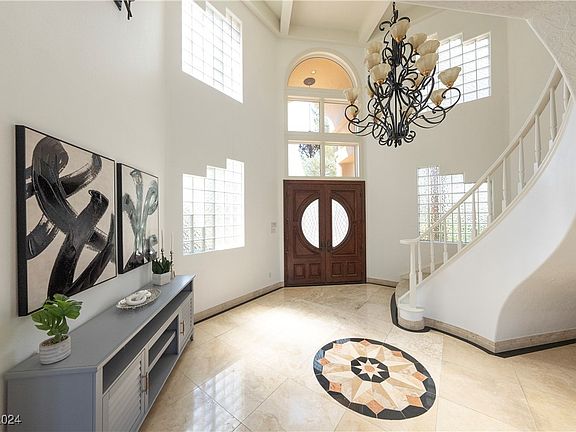 4th image of 2809 Coast Line Ct