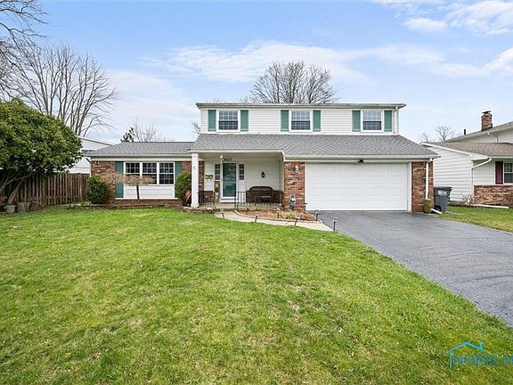 3rd image of 3657 Dewlawn Dr