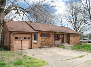 518 S Walnut St, Bernie, MO 63822