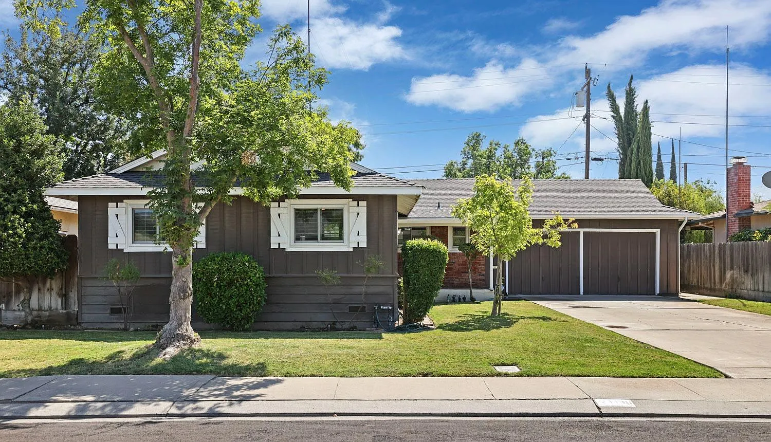 2118 Fremont Ave photo 1