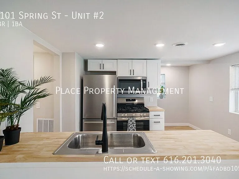 1101 Spring St #2 — Photo 1