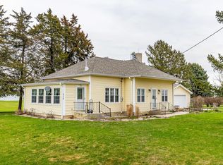 416 S Vine St, Cambridge, IA 50046