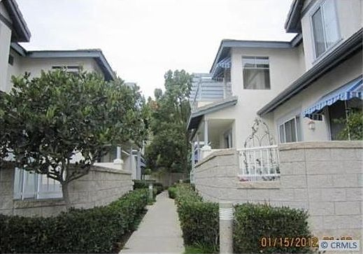 1st image of 37 Breakers Ln