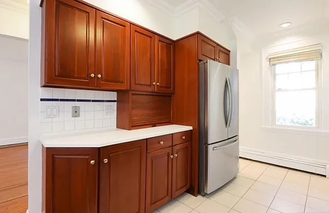 8 Laurel Ave — Photo 8