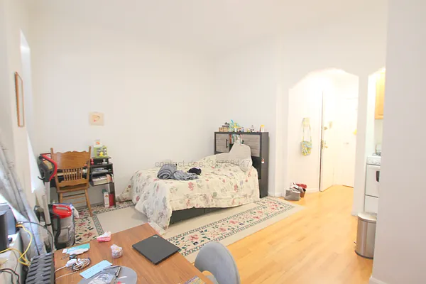 Rented by Corcoran | media 14